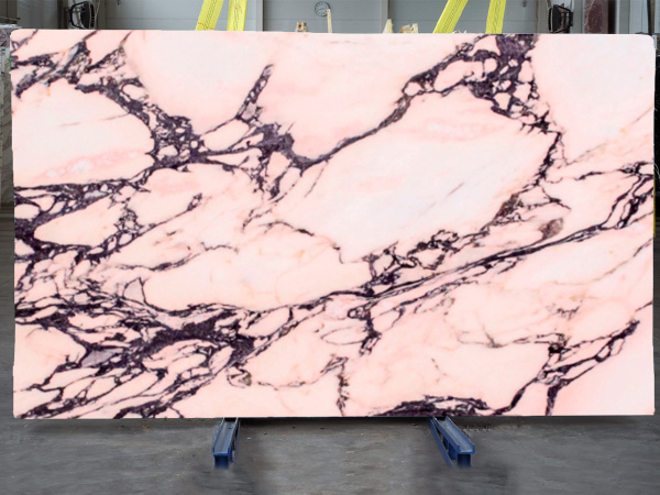 Калакатта Пинк / Calacatta Pink