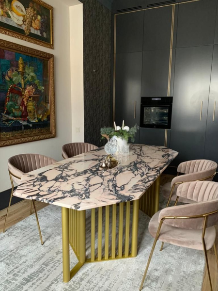 Столешница из мрамора Калакатта Пинк / Calacatta Pink