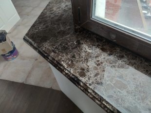 Подоконник  из мрамора Имперадор Дарк