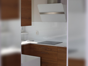 Crystal Polar White