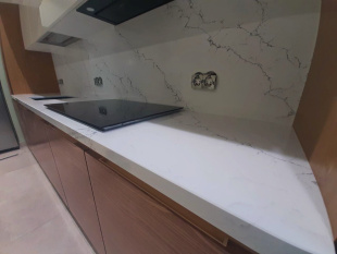 Столешница из кварцевого агломерата VICOSTONE Venatino BQ8660